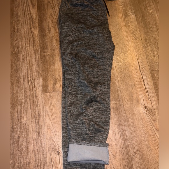 Grey and black sweats - Picture 3 of 3